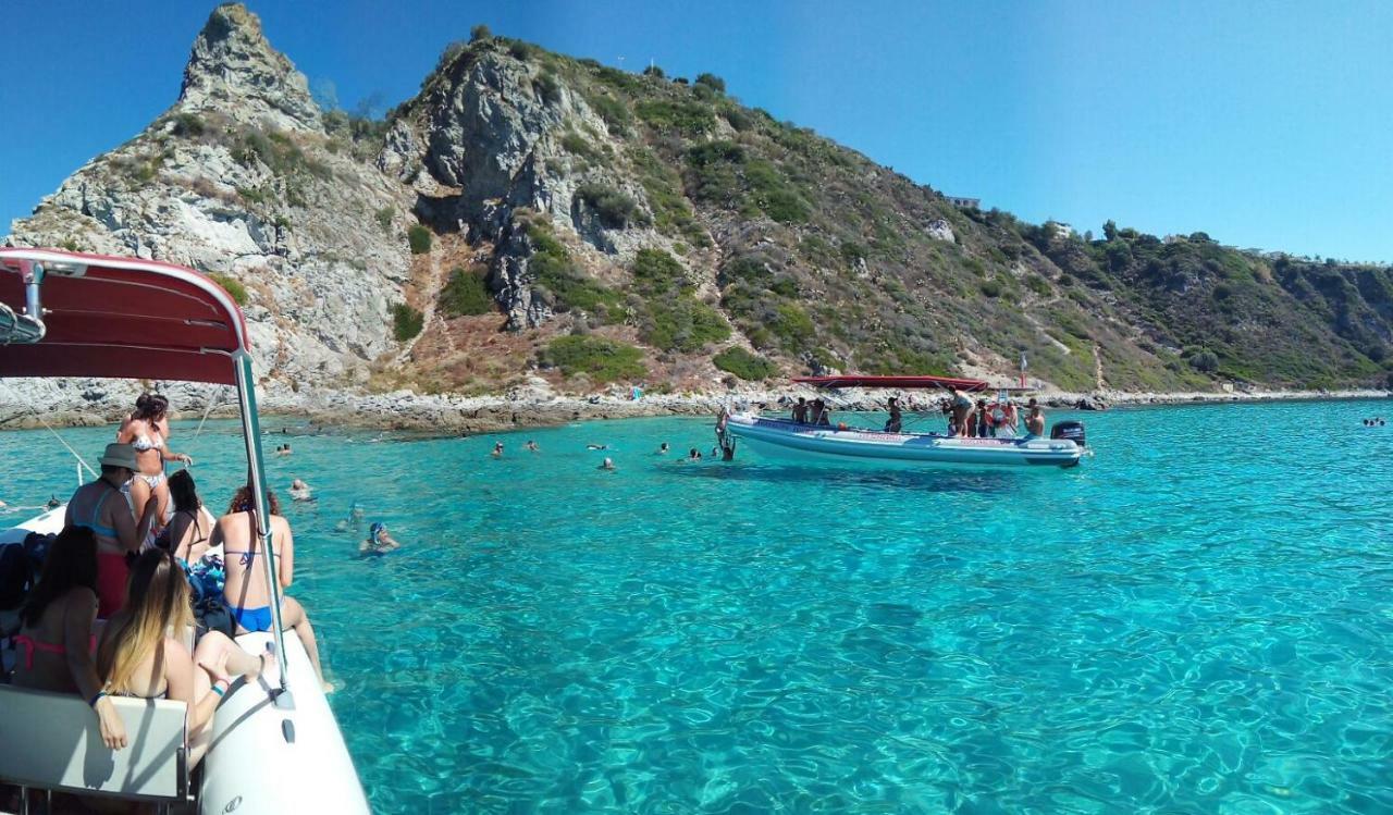 Acquarium Tropea Bed and Breakfast Buitenkant foto